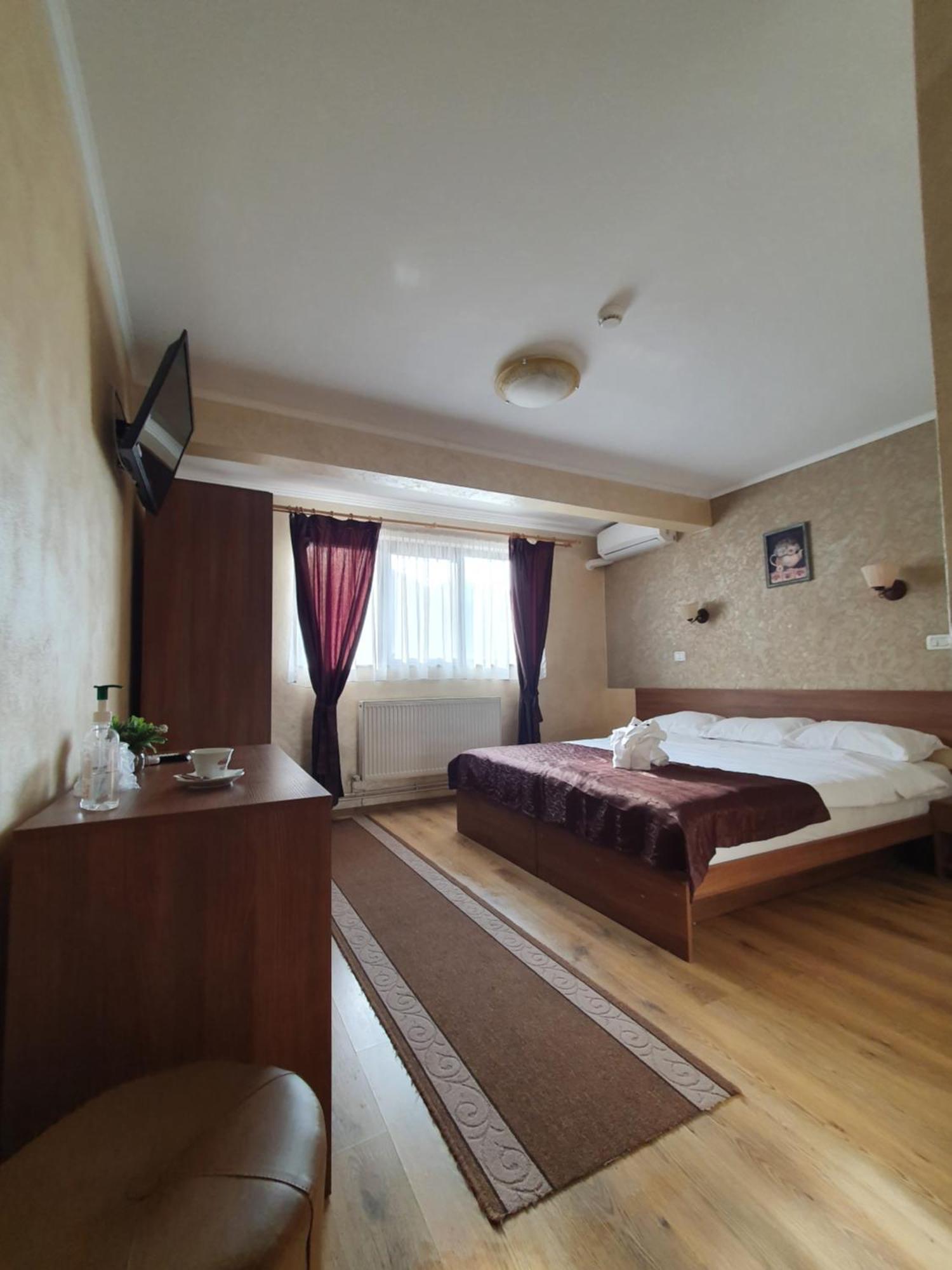 بريزوي Efm Motel الغرفة الصورة