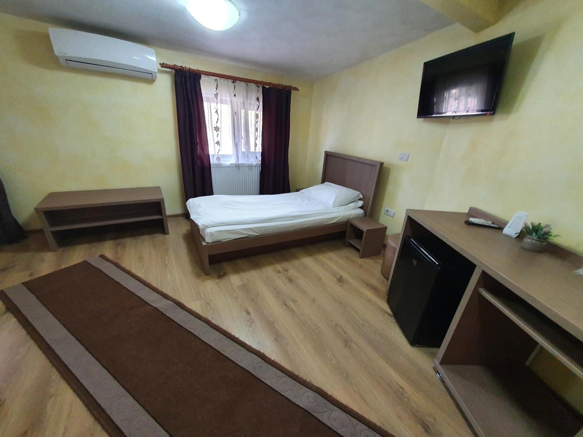 بريزوي Efm Motel الغرفة الصورة