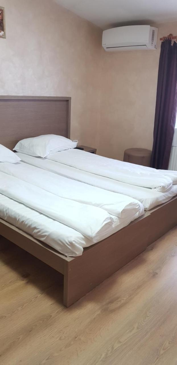 بريزوي Efm Motel المظهر الخارجي الصورة