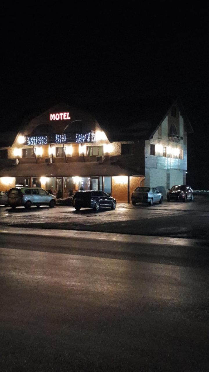 بريزوي Efm Motel المظهر الخارجي الصورة