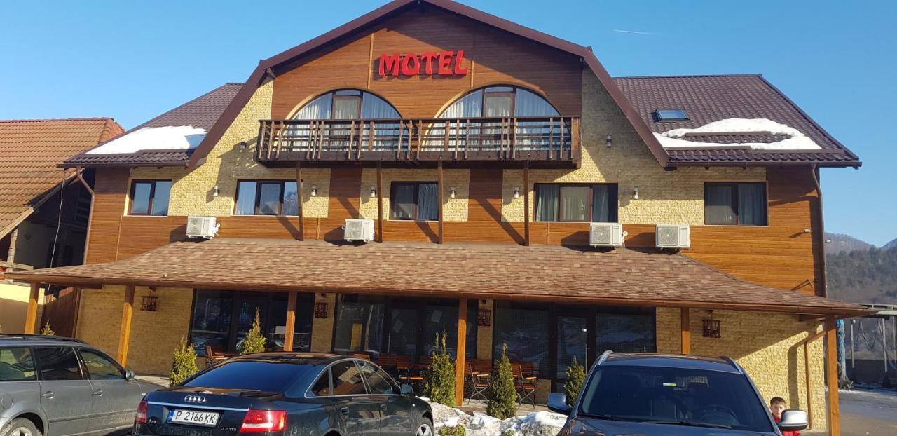 بريزوي Efm Motel المظهر الخارجي الصورة